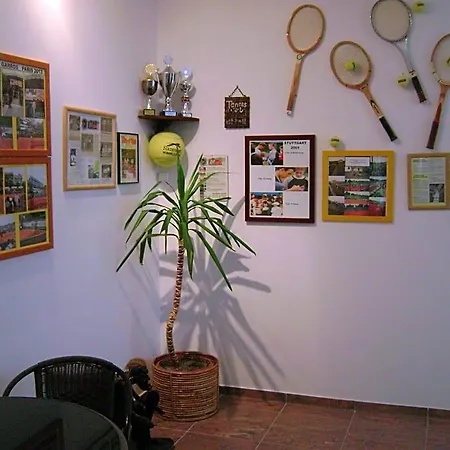 Galeria Tennis Bed and breakfast 3*
