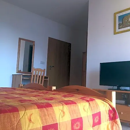 Bed and breakfast Galeria Tennis 3*