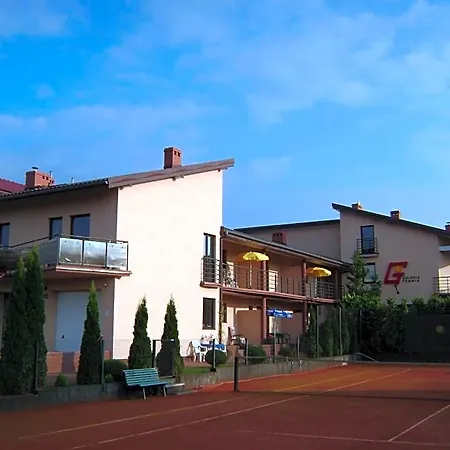 Bed and breakfast Galeria Tennis Grzybowo (West Pomeranian)